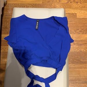 Blue short sleeve tied top